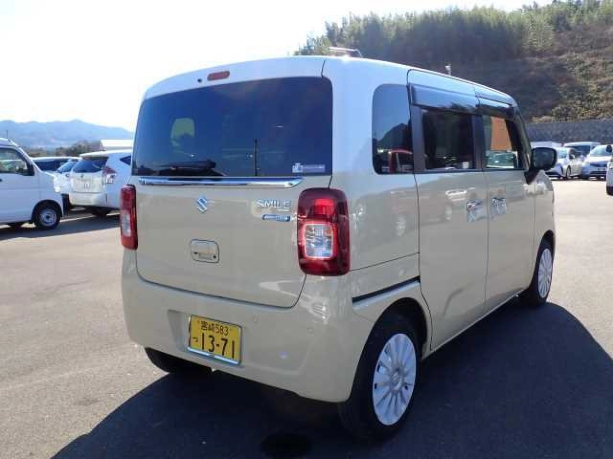 SUZUKI WAGON R SMILE