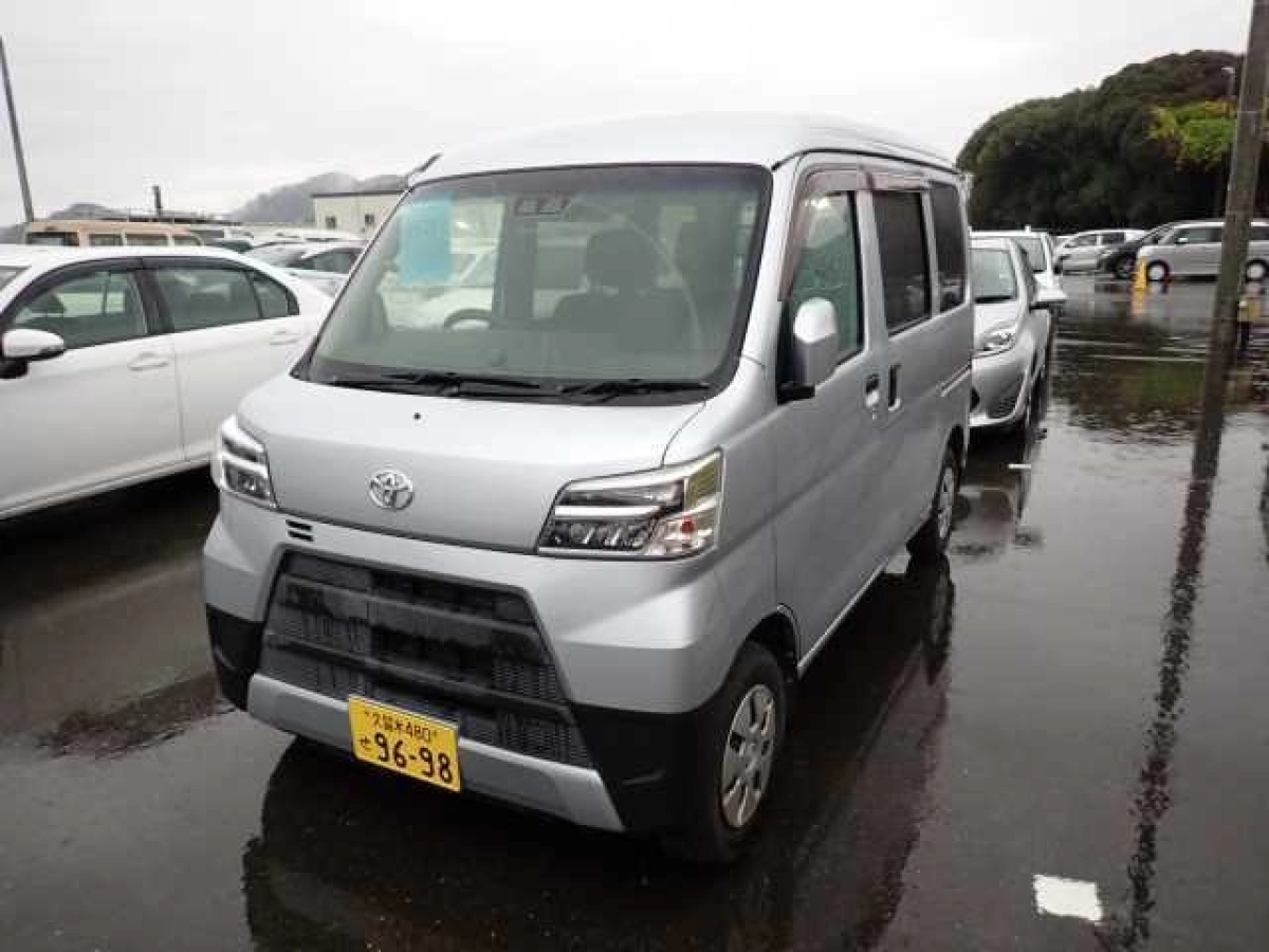 TOYOTA PIXIS VAN S321M 2020