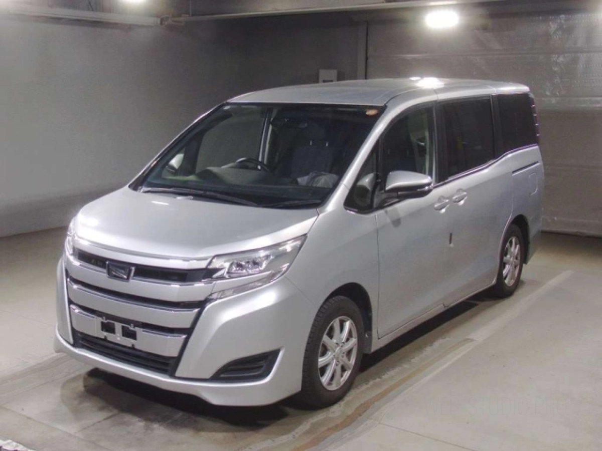 TOYOTA NOAH ZRR80G 2020