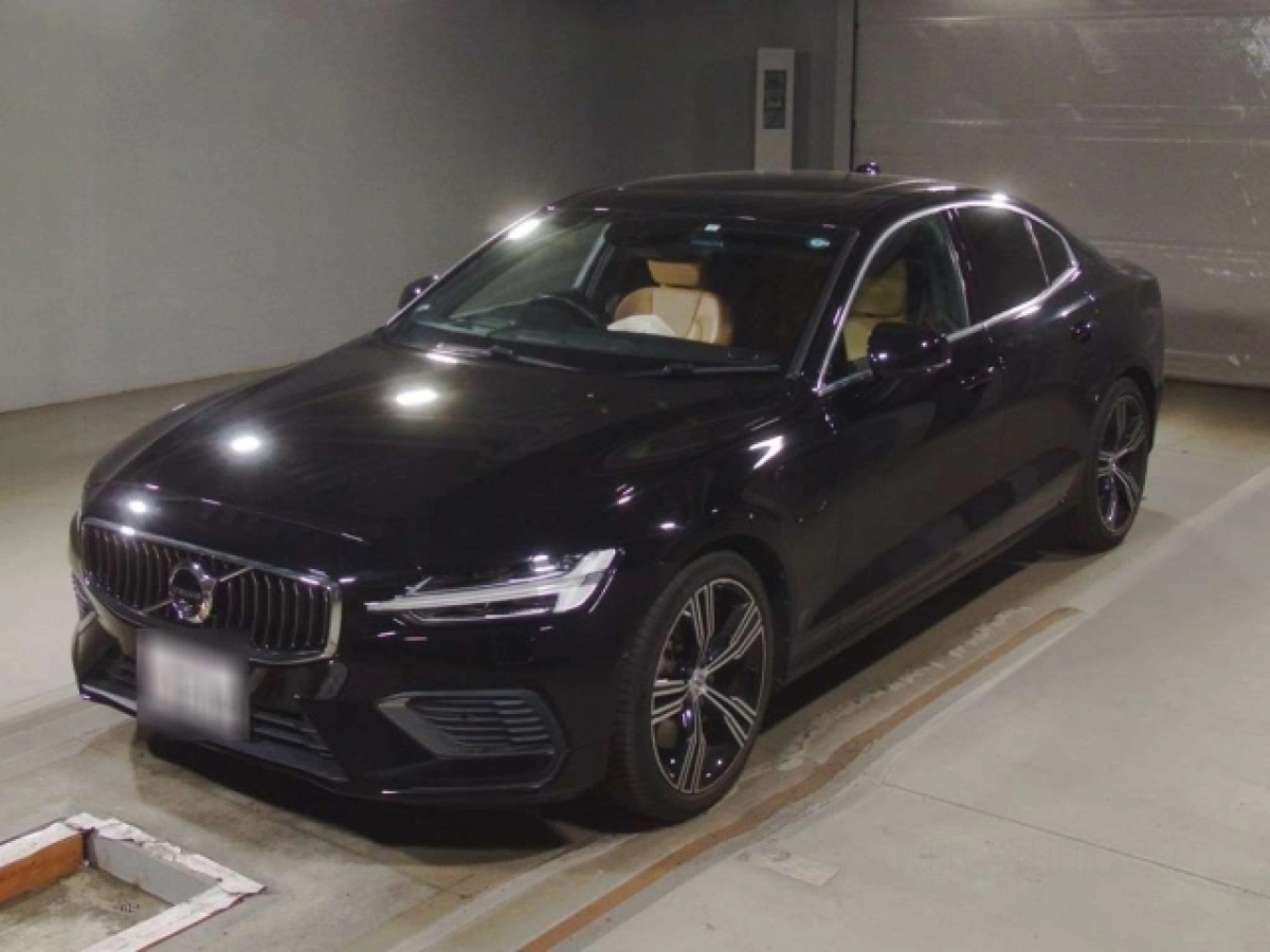 VOLVO S60 ZB420PT6 2021