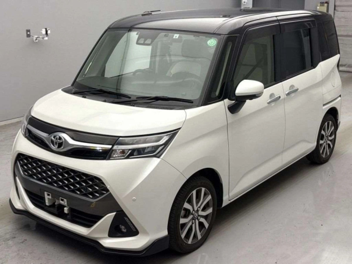 TOYOTA TANK M900A 2019