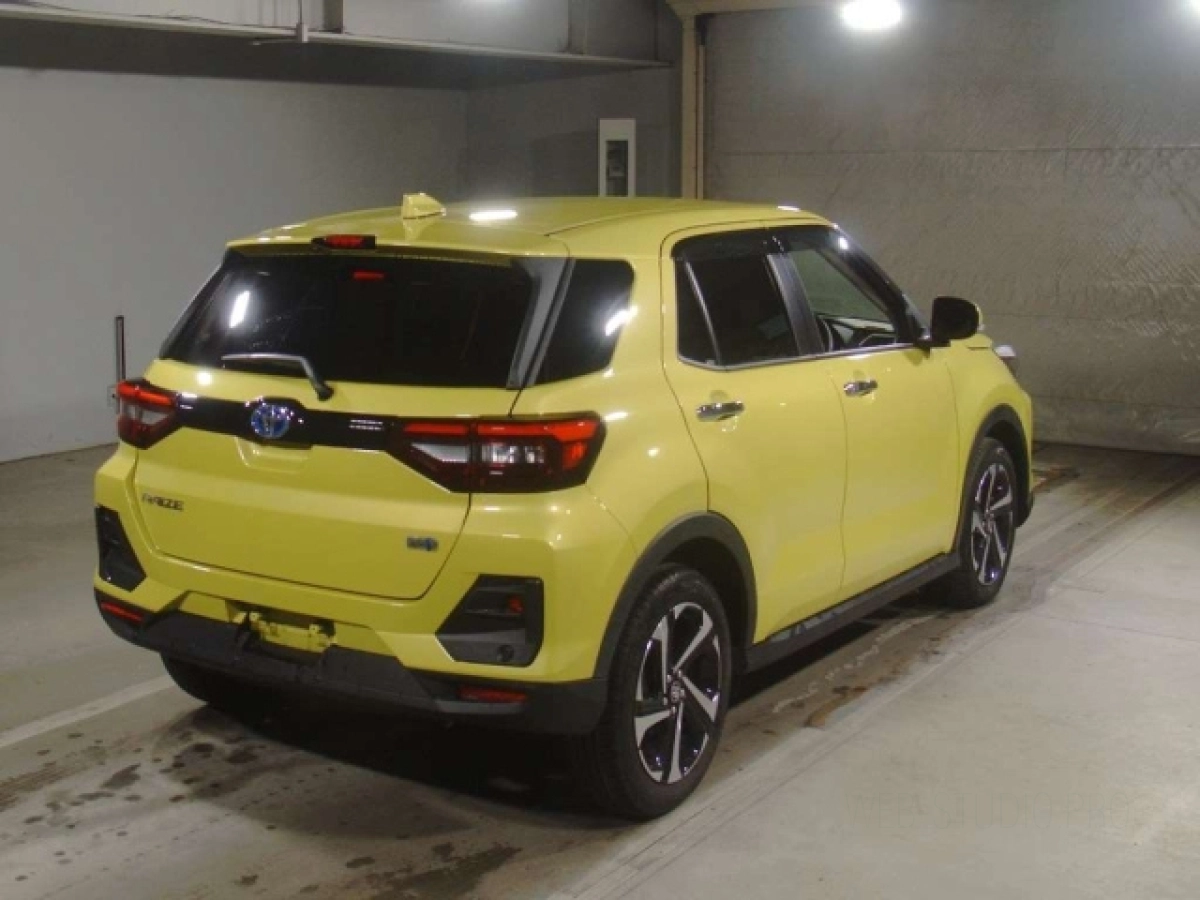 TOYOTA RAIZE
