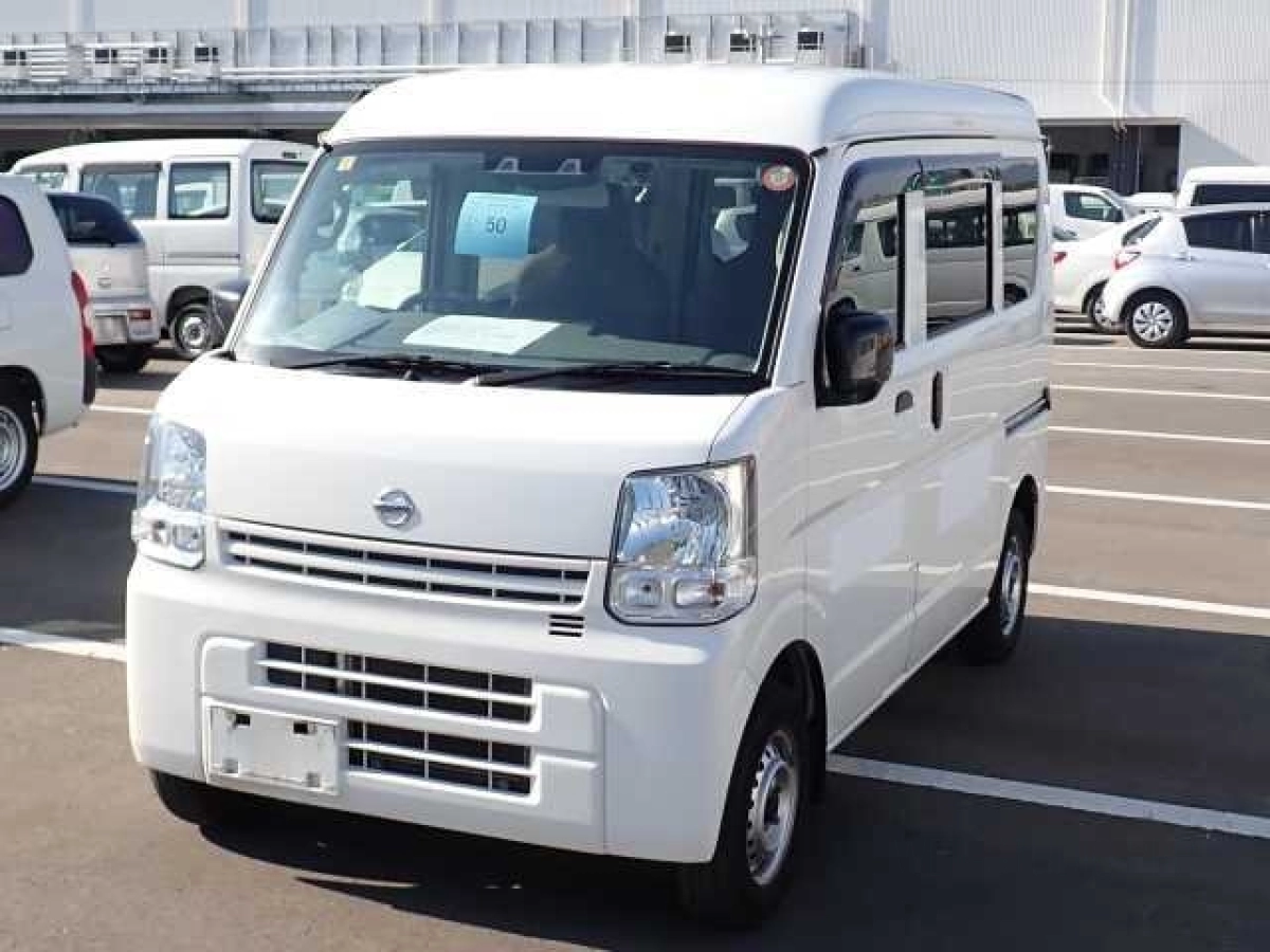 NISSAN CLIPPER VAN DR17V 2022