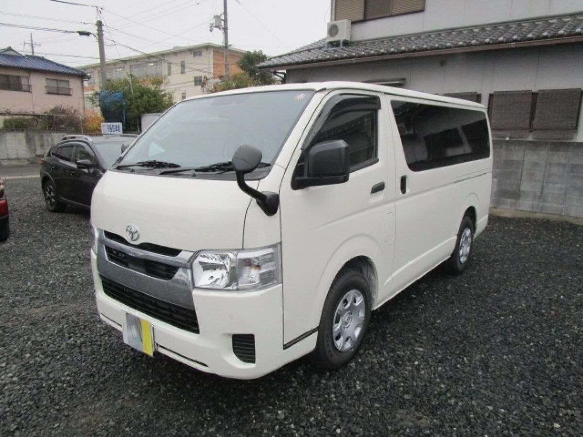 TOYOTA HIACE VAN GDH201V 2025