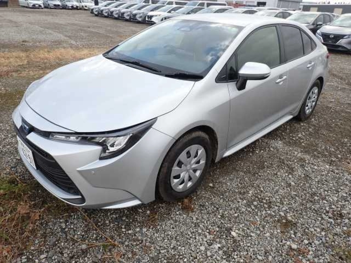 TOYOTA COROLLA ZWE215 2023