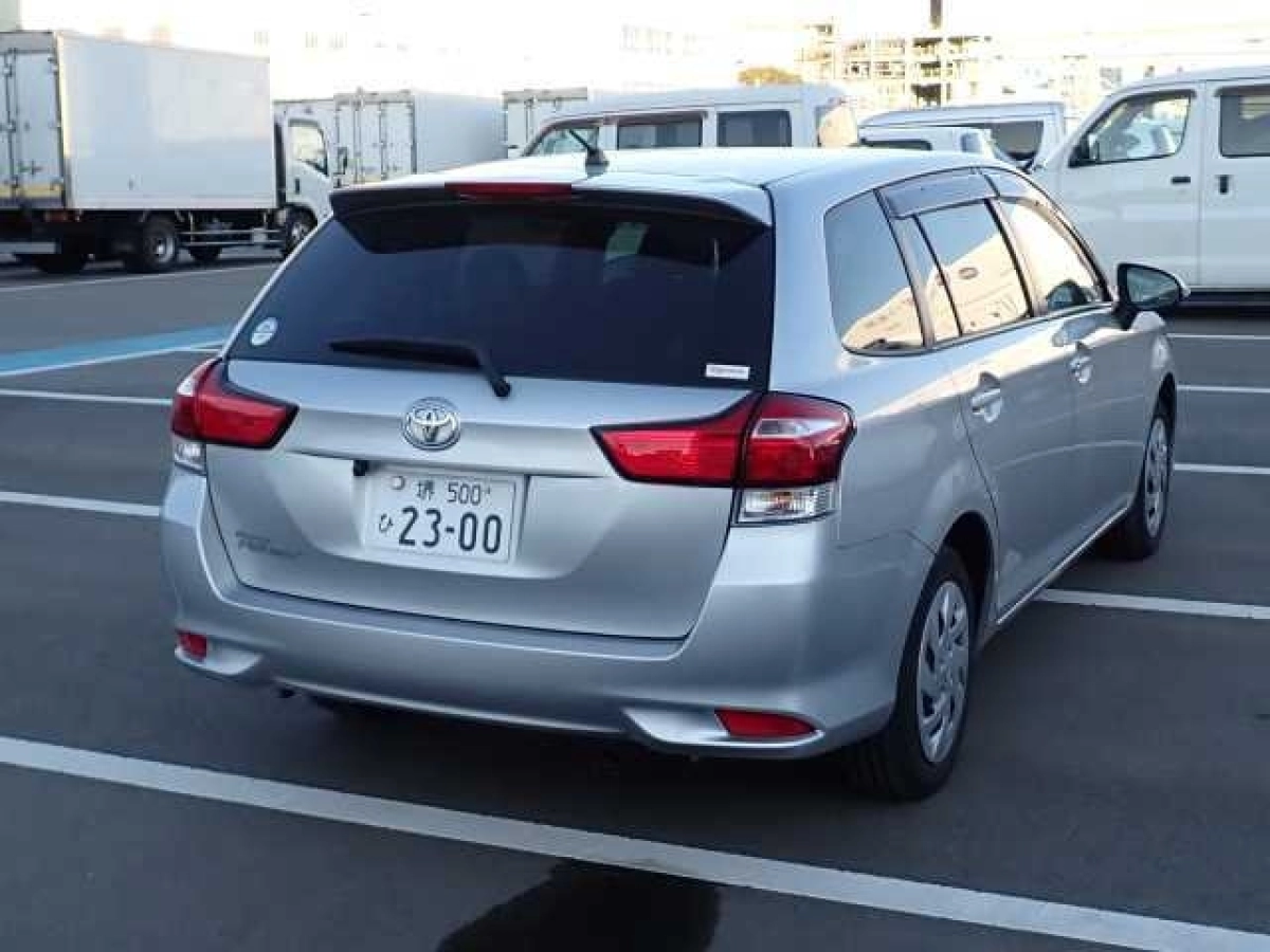 TOYOTA COROLLA FIELDER