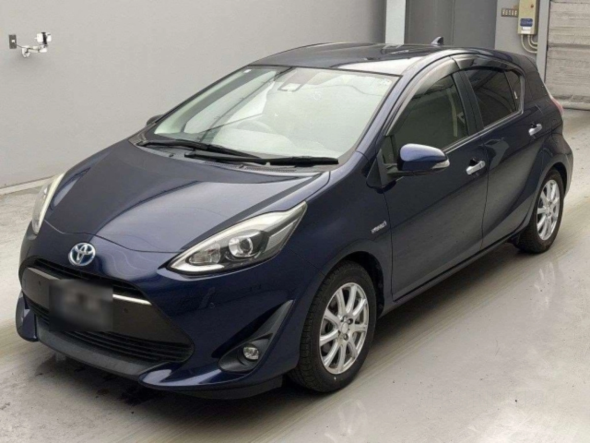 TOYOTA AQUA NHP10 2019