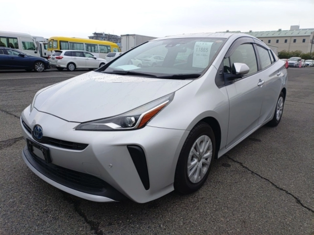 TOYOTA PRIUS ZVW51 2022