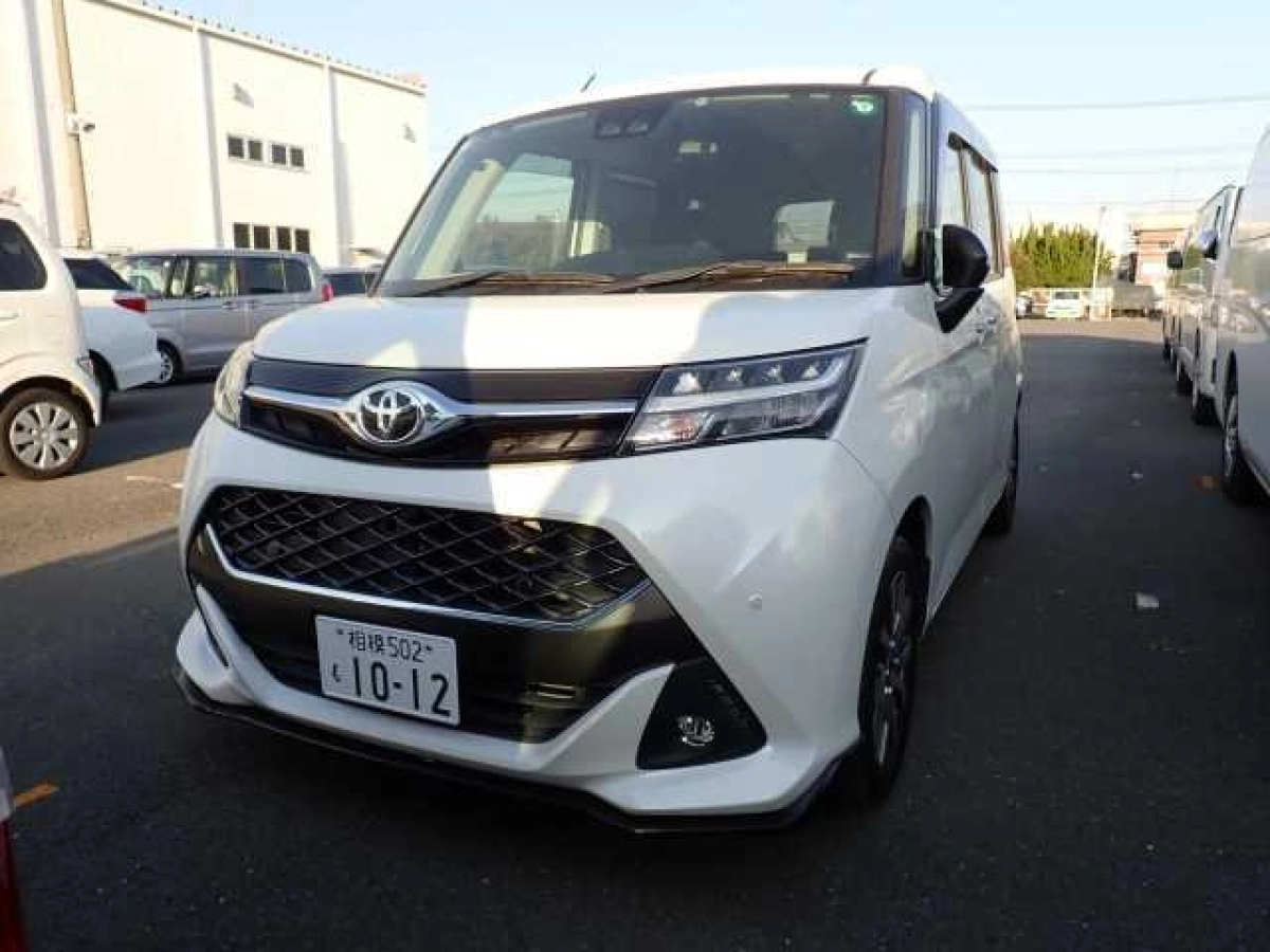 TOYOTA TANK M900A 2019