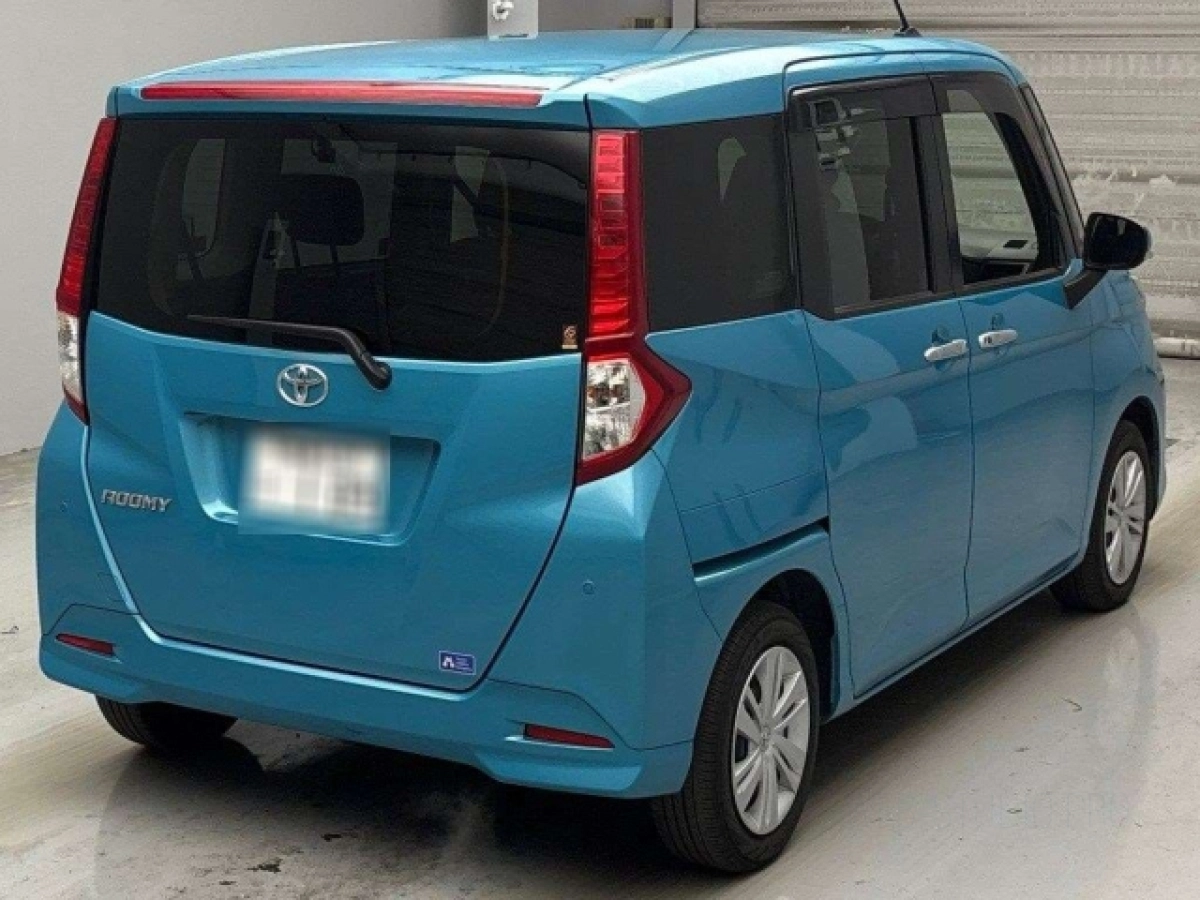 TOYOTA ROOMY