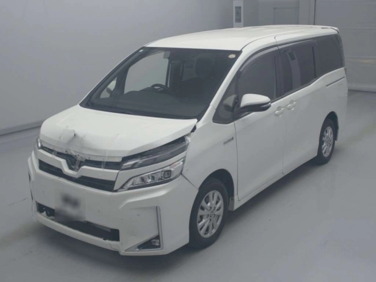 TOYOTA VOXY ZWR80G 2019