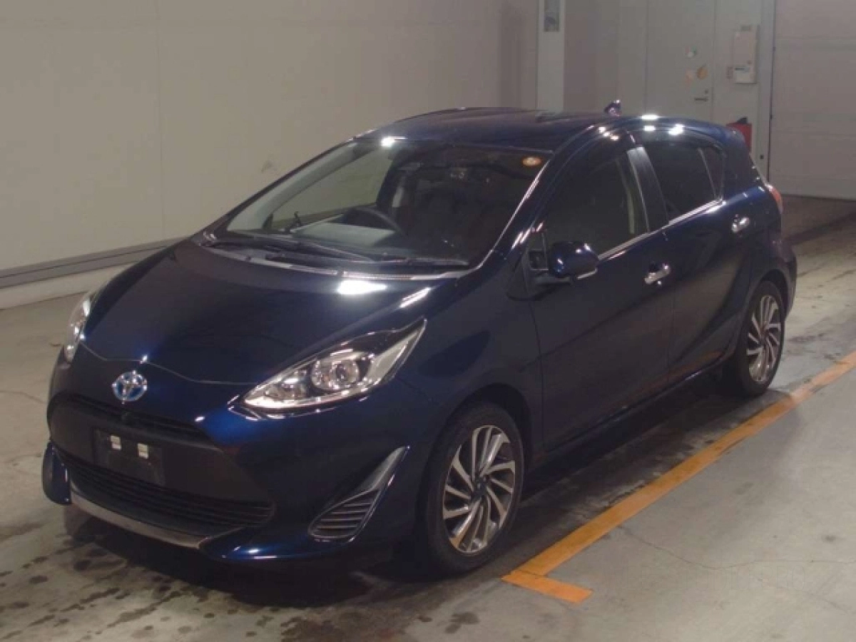 TOYOTA AQUA NHP10 2020