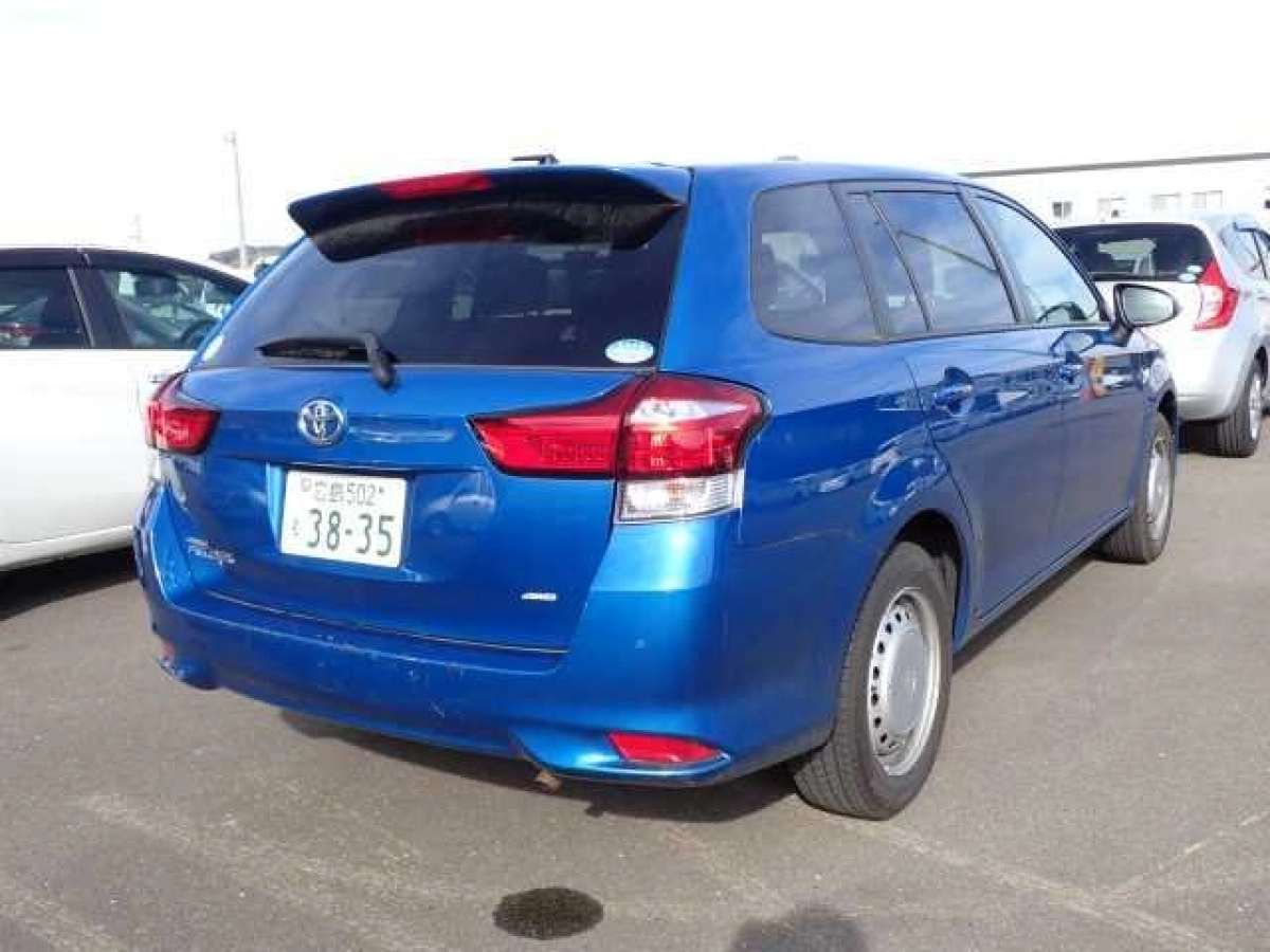 TOYOTA COROLLA FIELDER