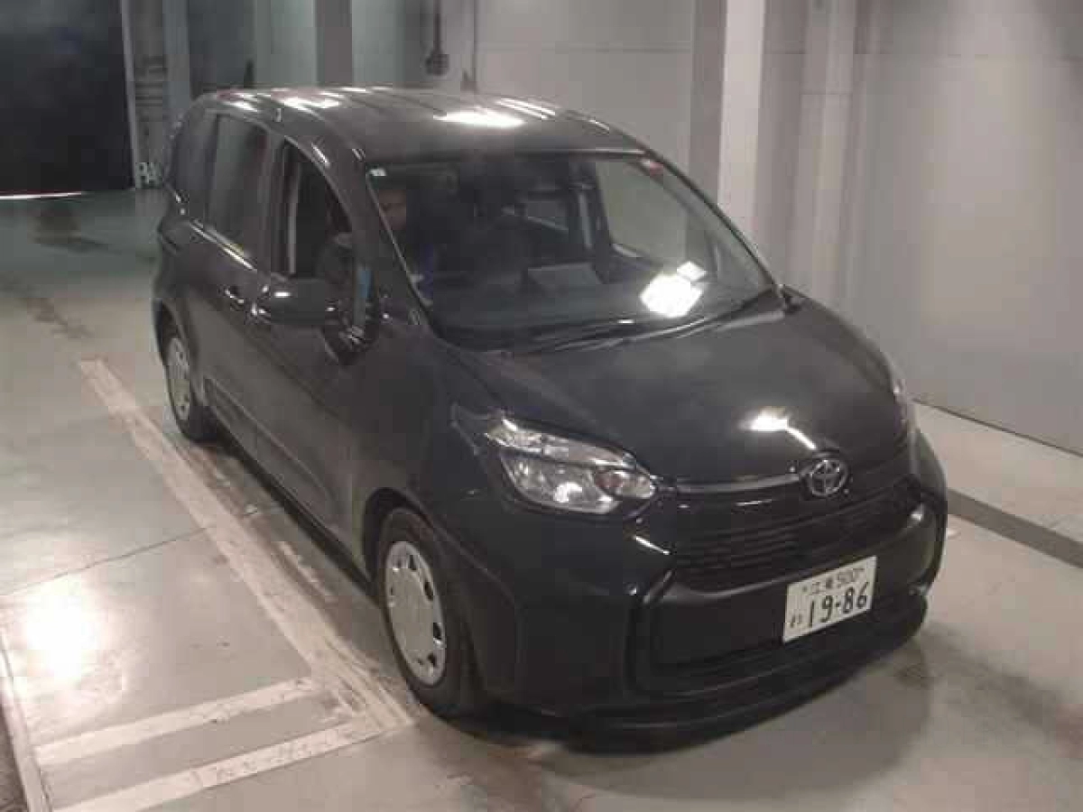 TOYOTA SIENTA