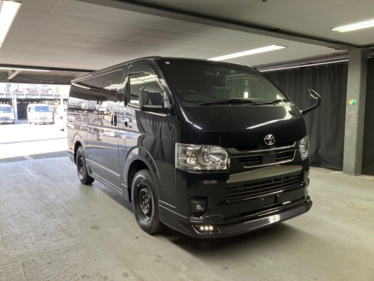 TOYOTA HIACE VAN GDH206V 2024