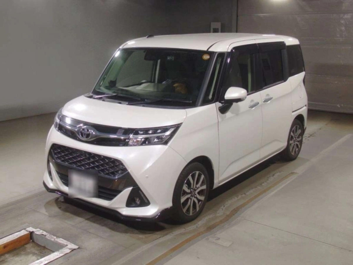 TOYOTA TANK M900A 2020