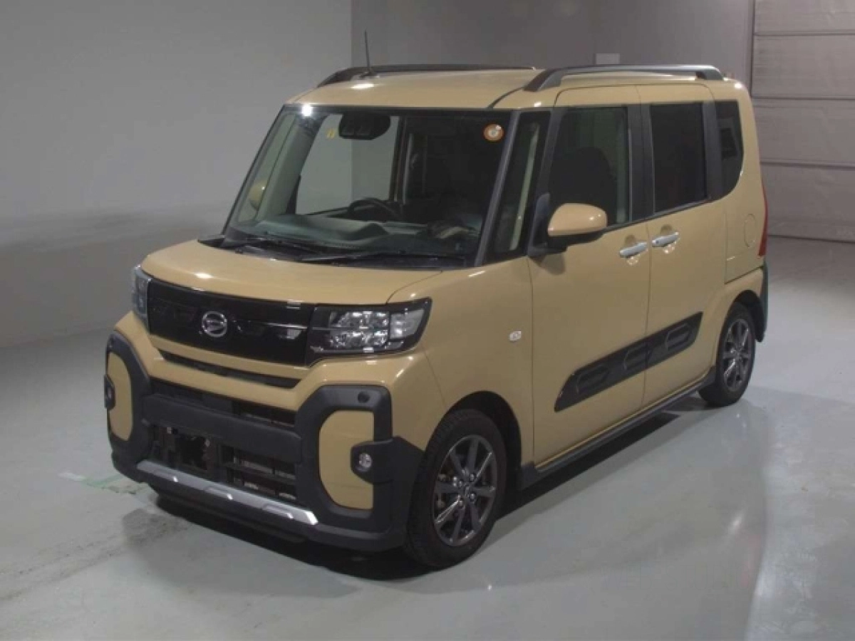 DAIHATSU TANTO LA650S 2023