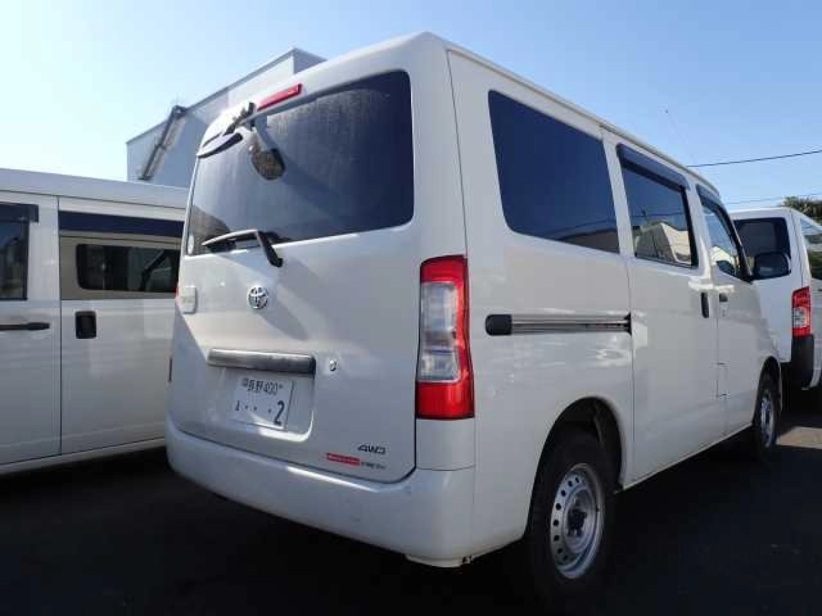 TOYOTA TOWN ACE VAN