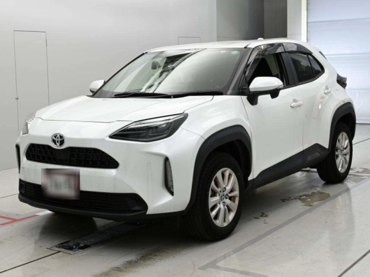 TOYOTA YARIS CROSS