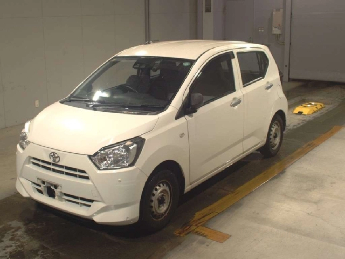 TOYOTA PIXIS EPOCH LA350A 2020