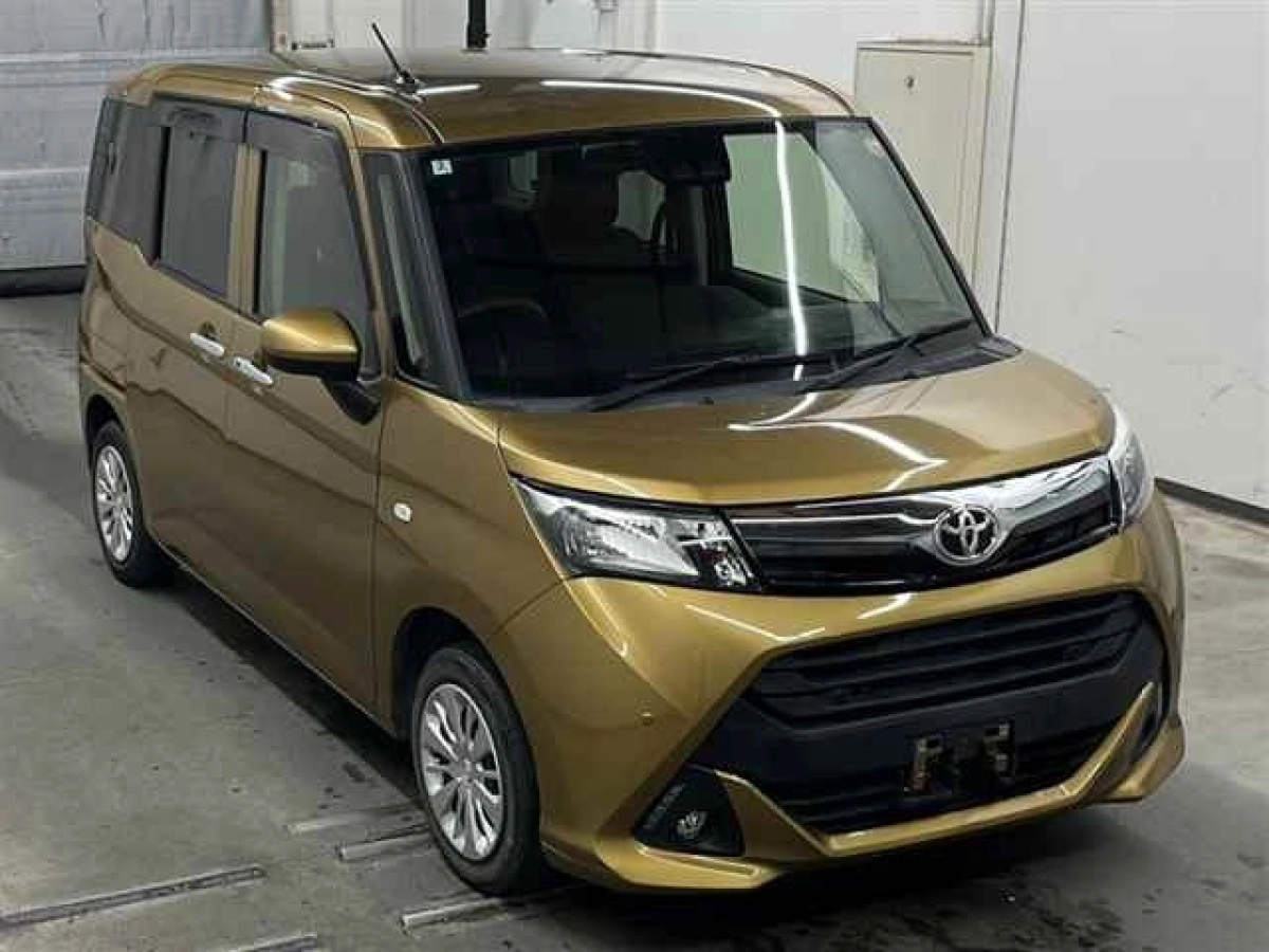 TOYOTA TANK M900A 2020