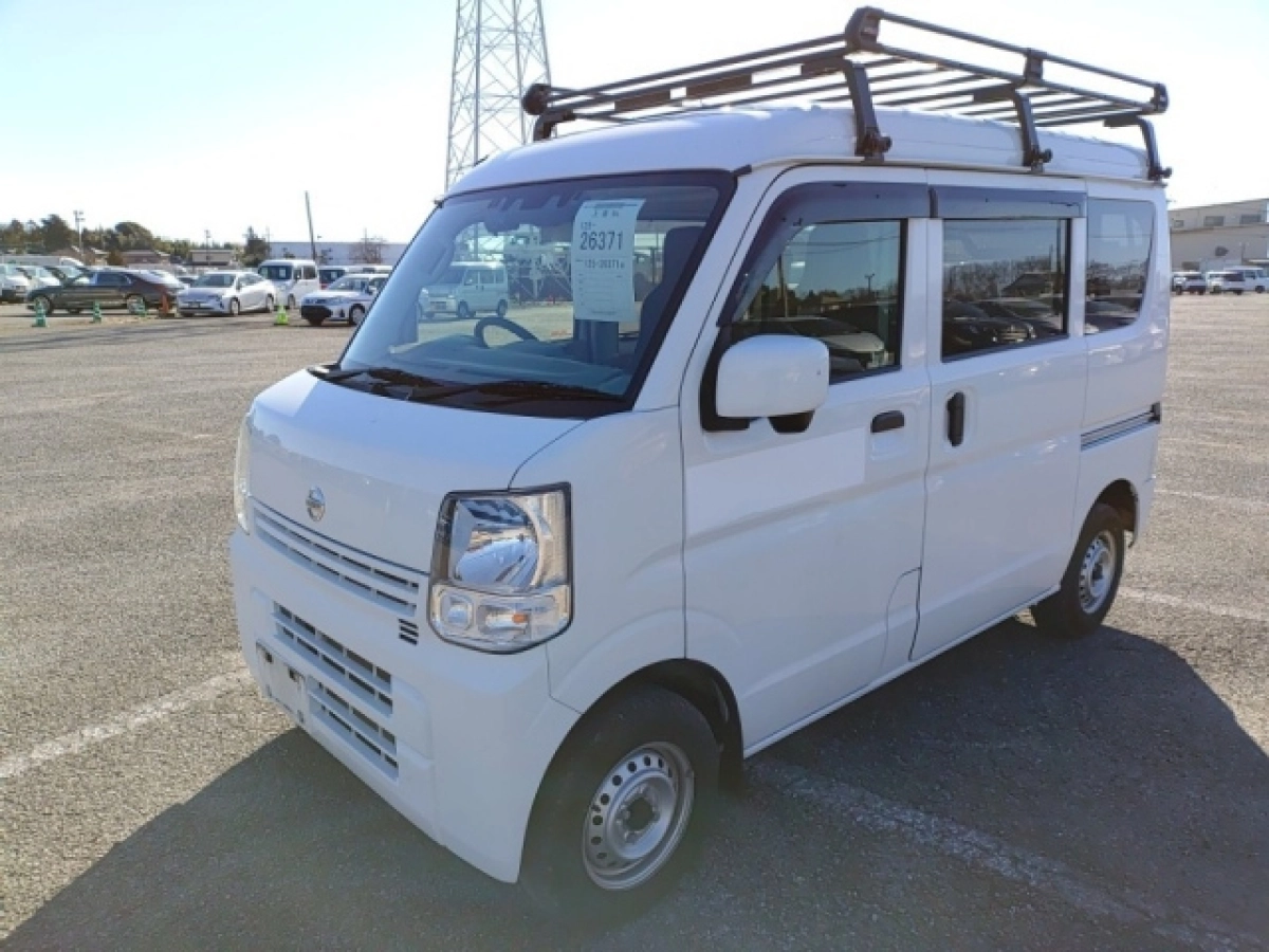 NISSAN CLIPPER VAN DR17V 2022