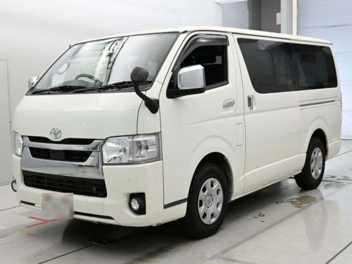TOYOTA HIACE VAN GDH201V 2021