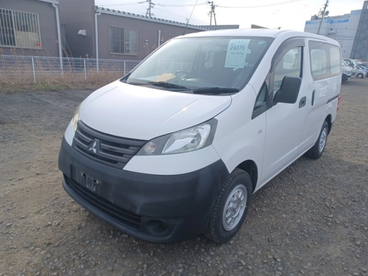 MITSUBISHI DELICA BVM20 2019