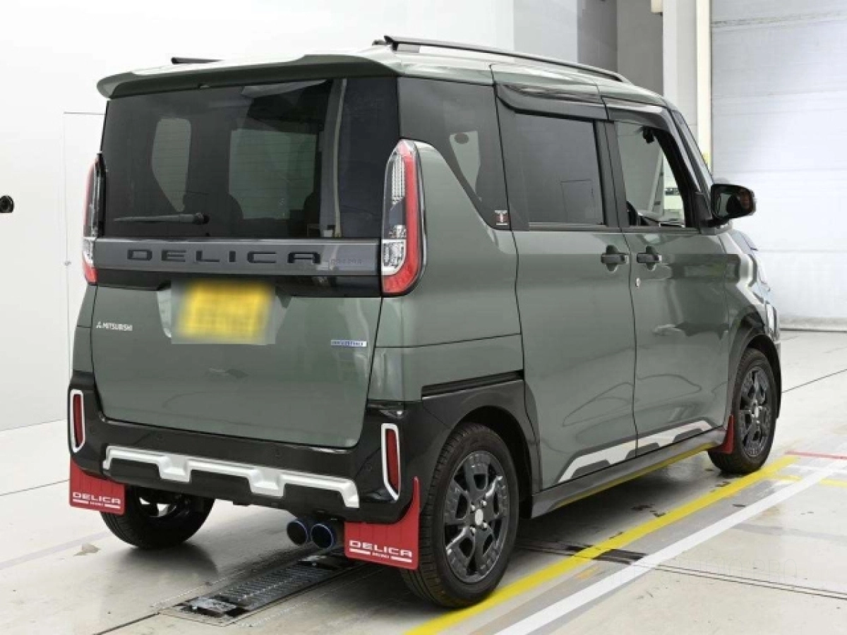 MITSUBISHI DELICA MINI