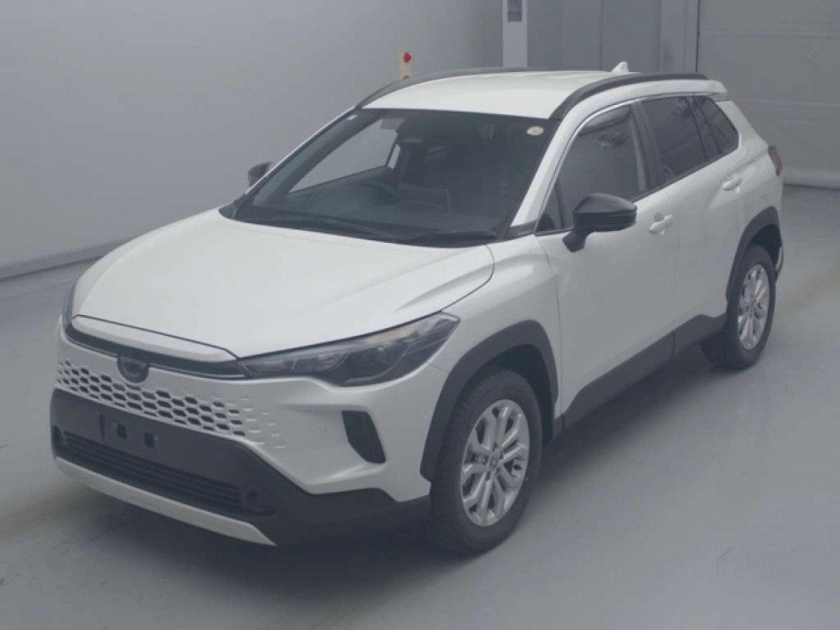 TOYOTA COROLLA CROSS ZVG13 2025