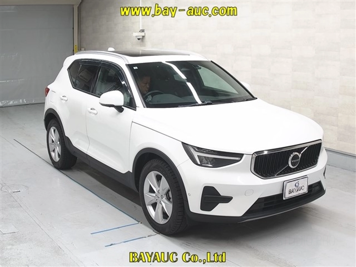 VOLVO XC40 XB420TXCM 2023