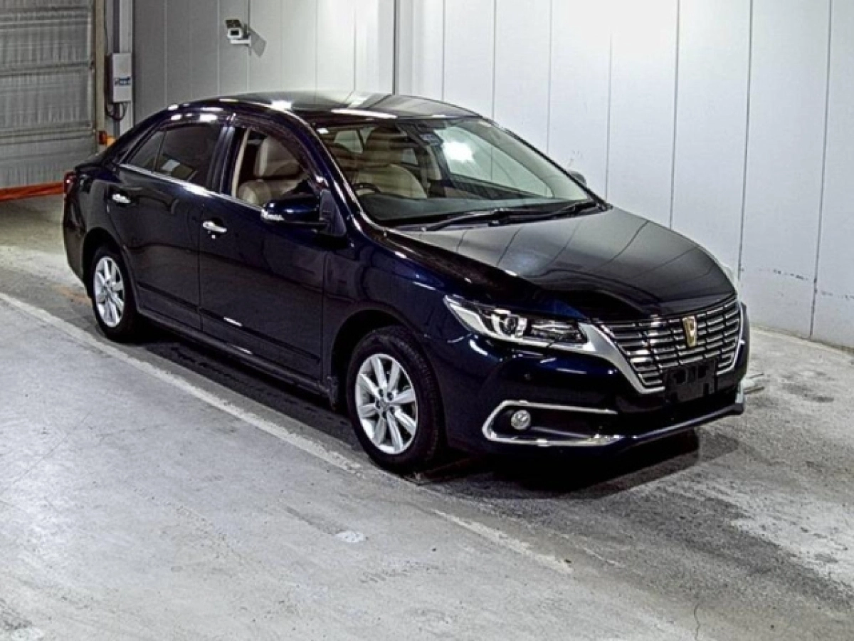 TOYOTA PREMIO