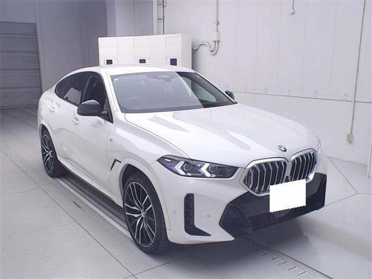 BMW X6 12EY30S 2025