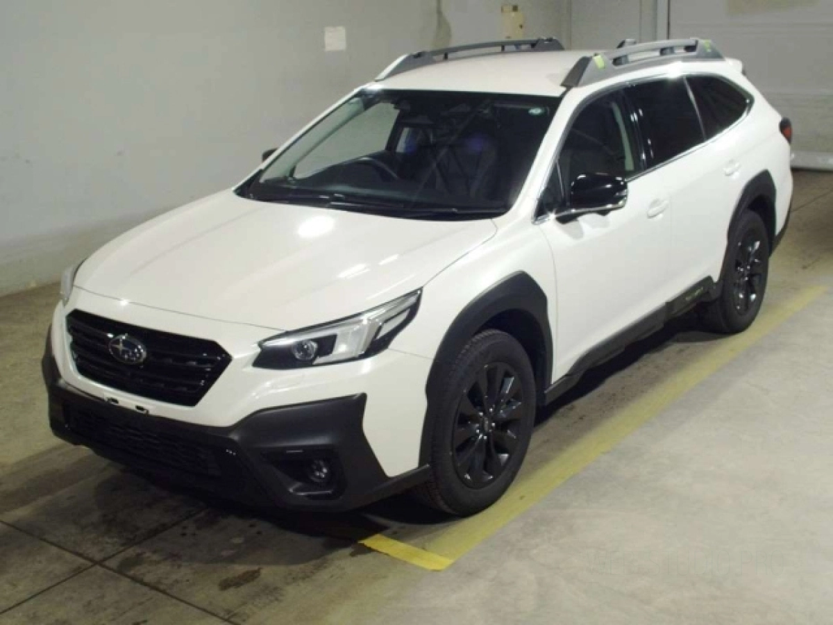 SUBARU LEGACY OUTBACK BT5 2024