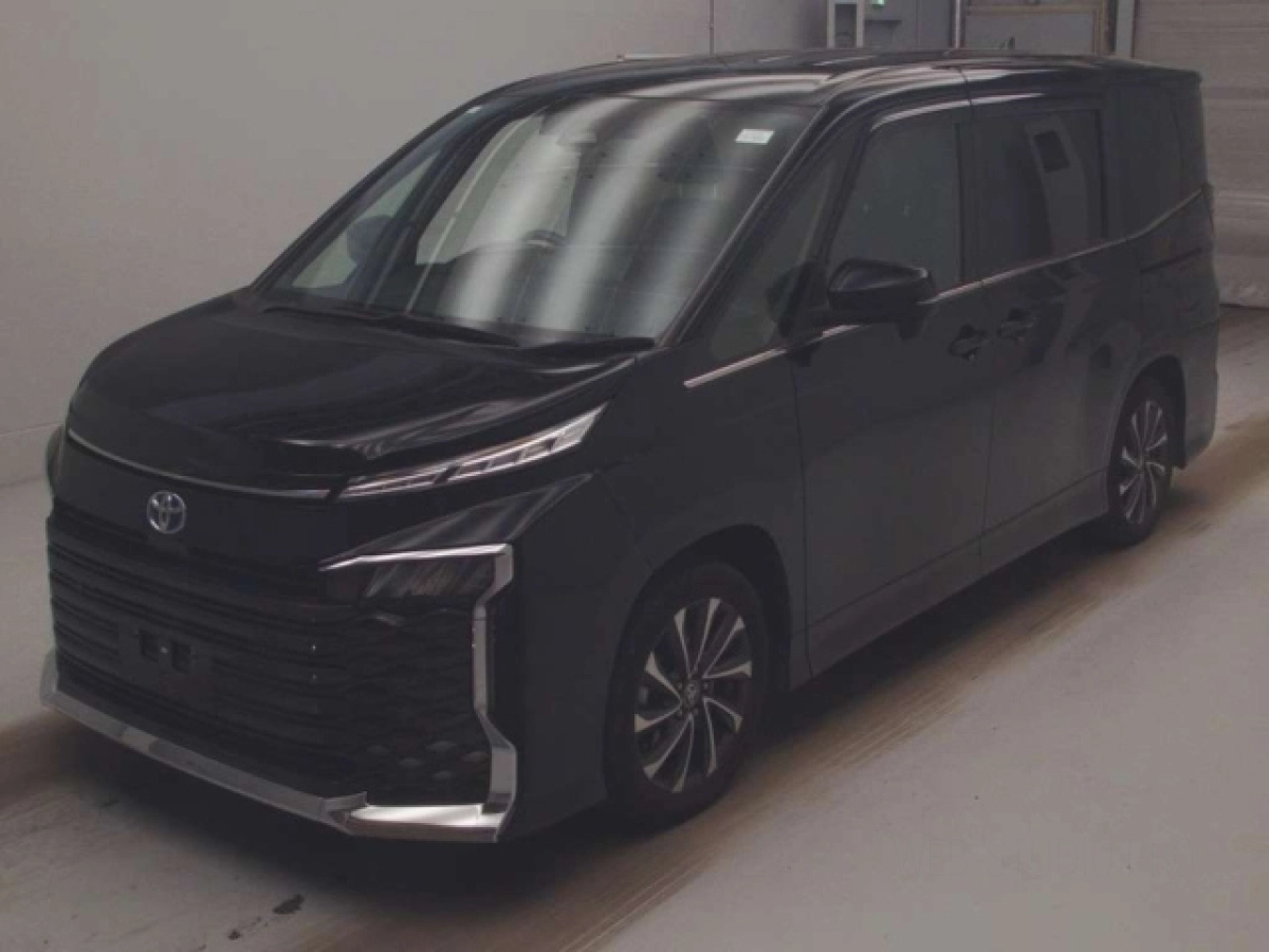 TOYOTA VOXY ZWR90W 2023