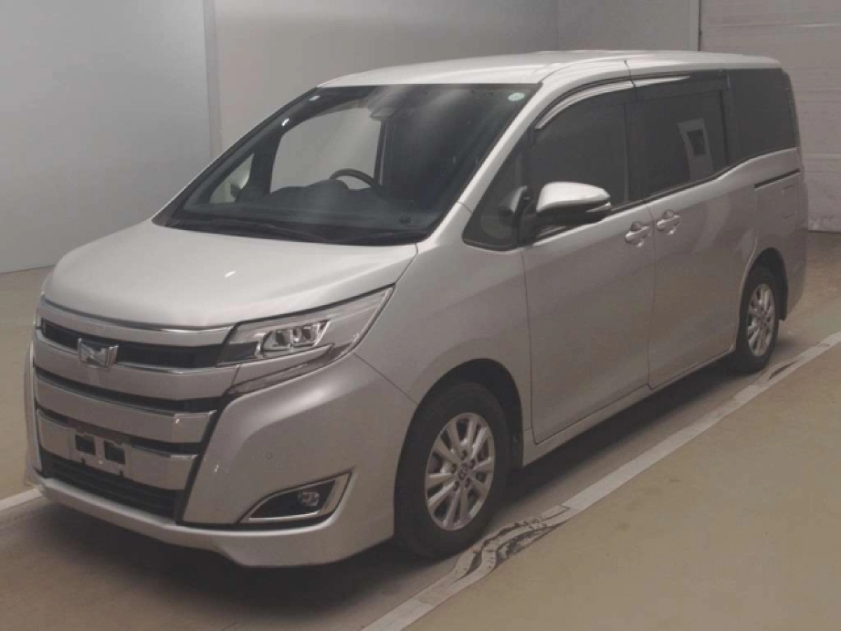 TOYOTA NOAH ZWR80G 2021