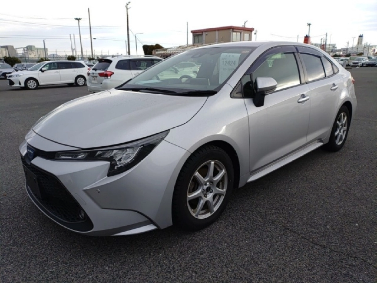 TOYOTA COROLLA ZWE214 2022