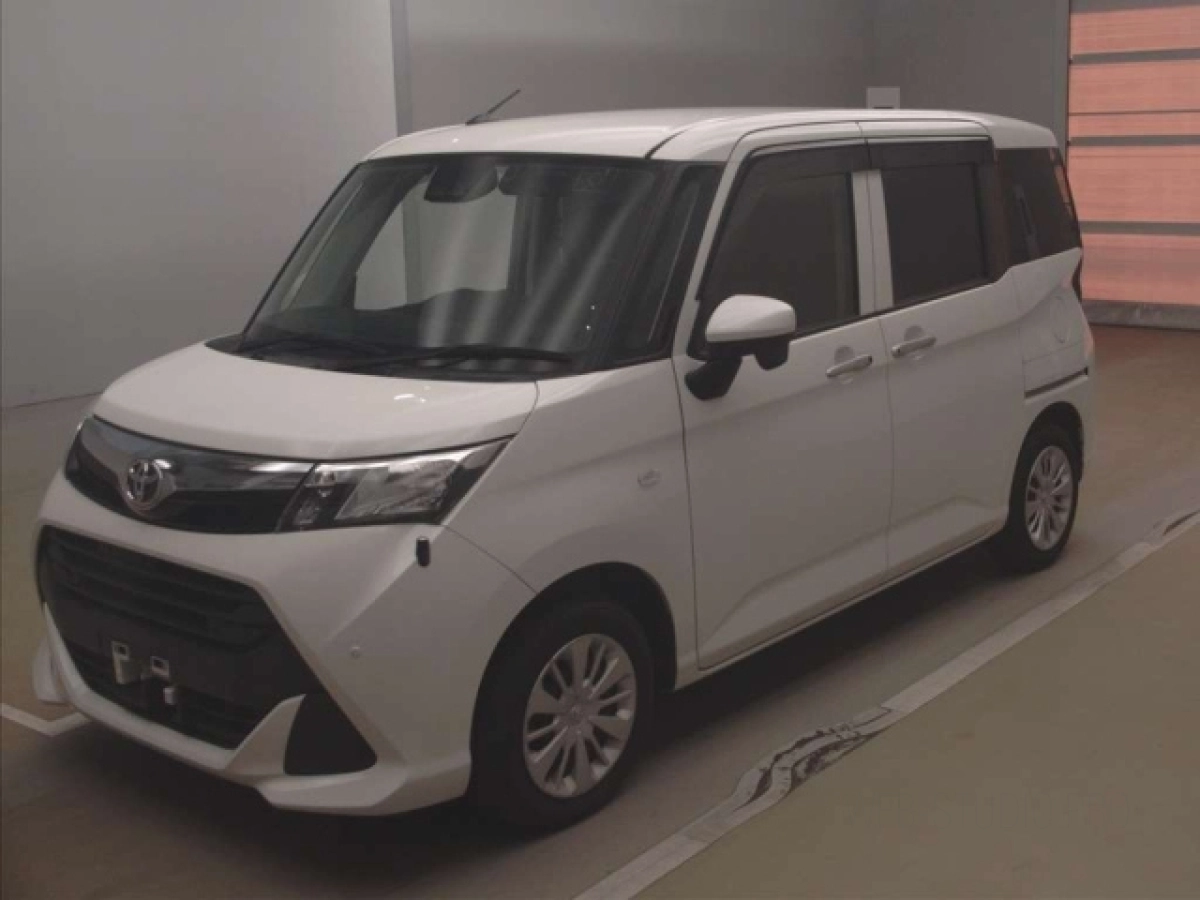 TOYOTA TANK M900A 2019