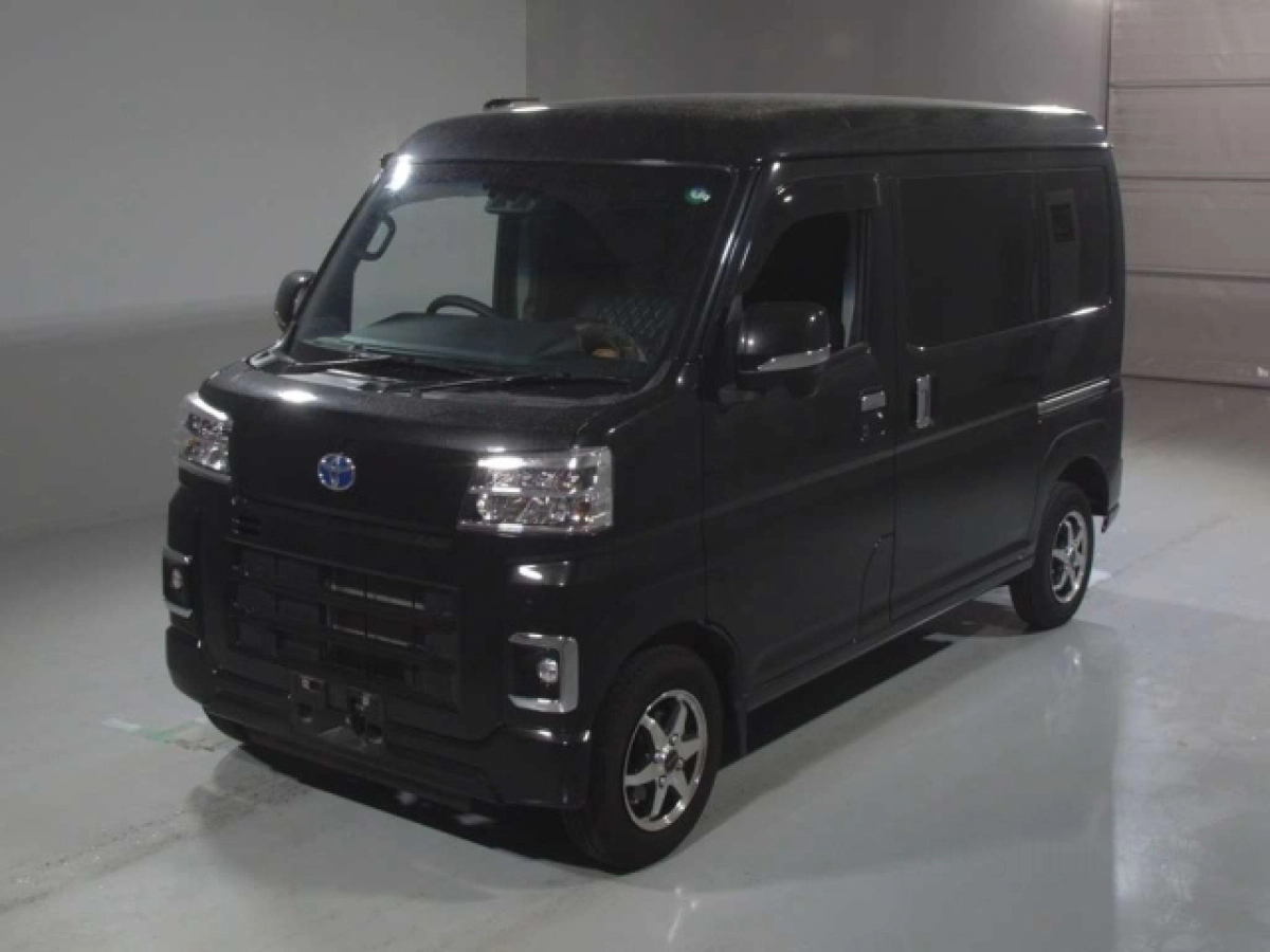 TOYOTA PIXIS VAN S700M 2022