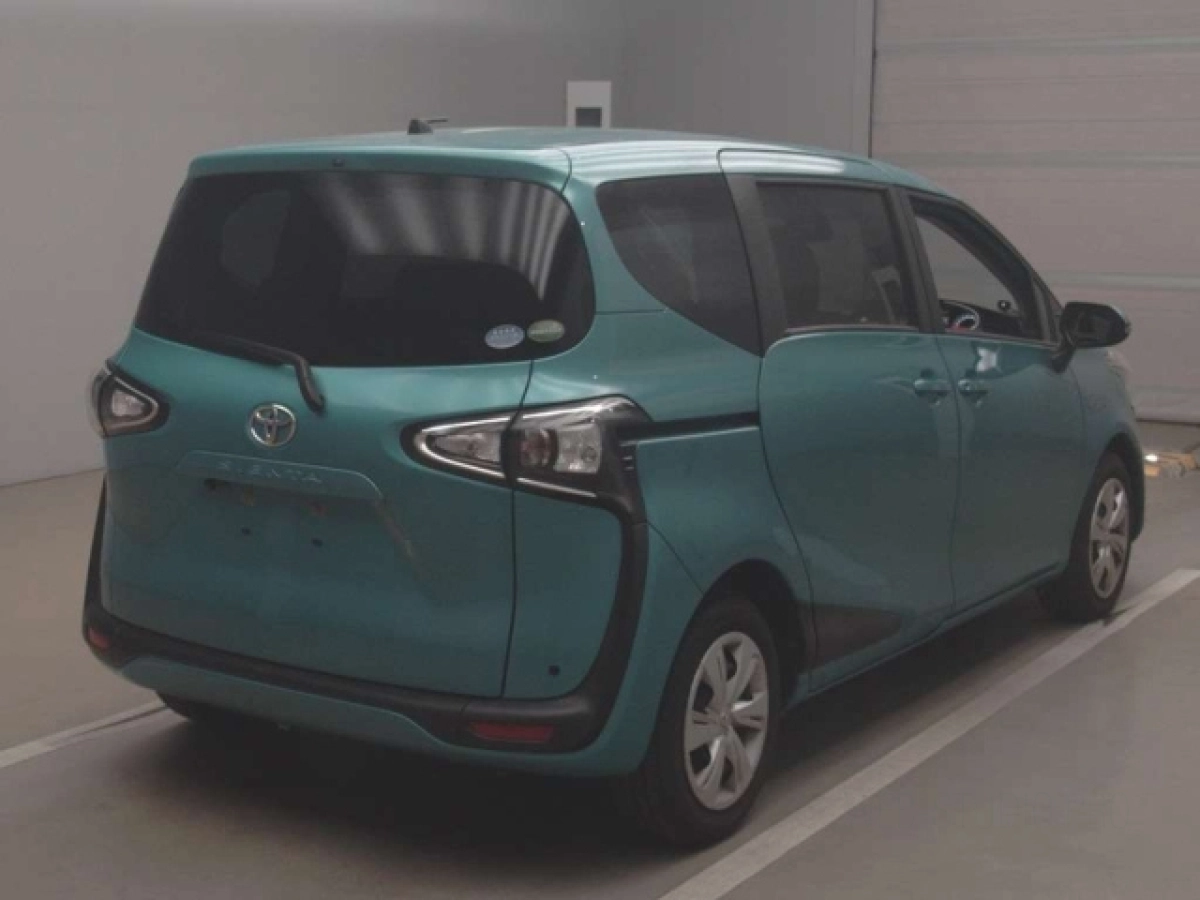 TOYOTA SIENTA