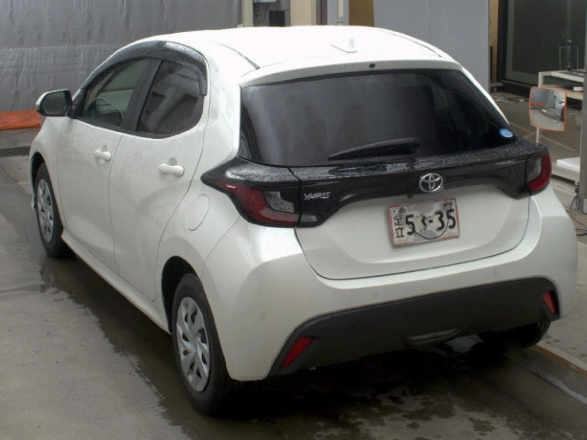 TOYOTA YARIS