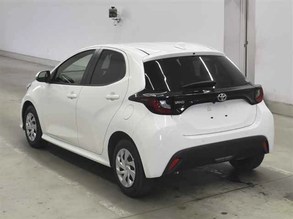TOYOTA YARIS