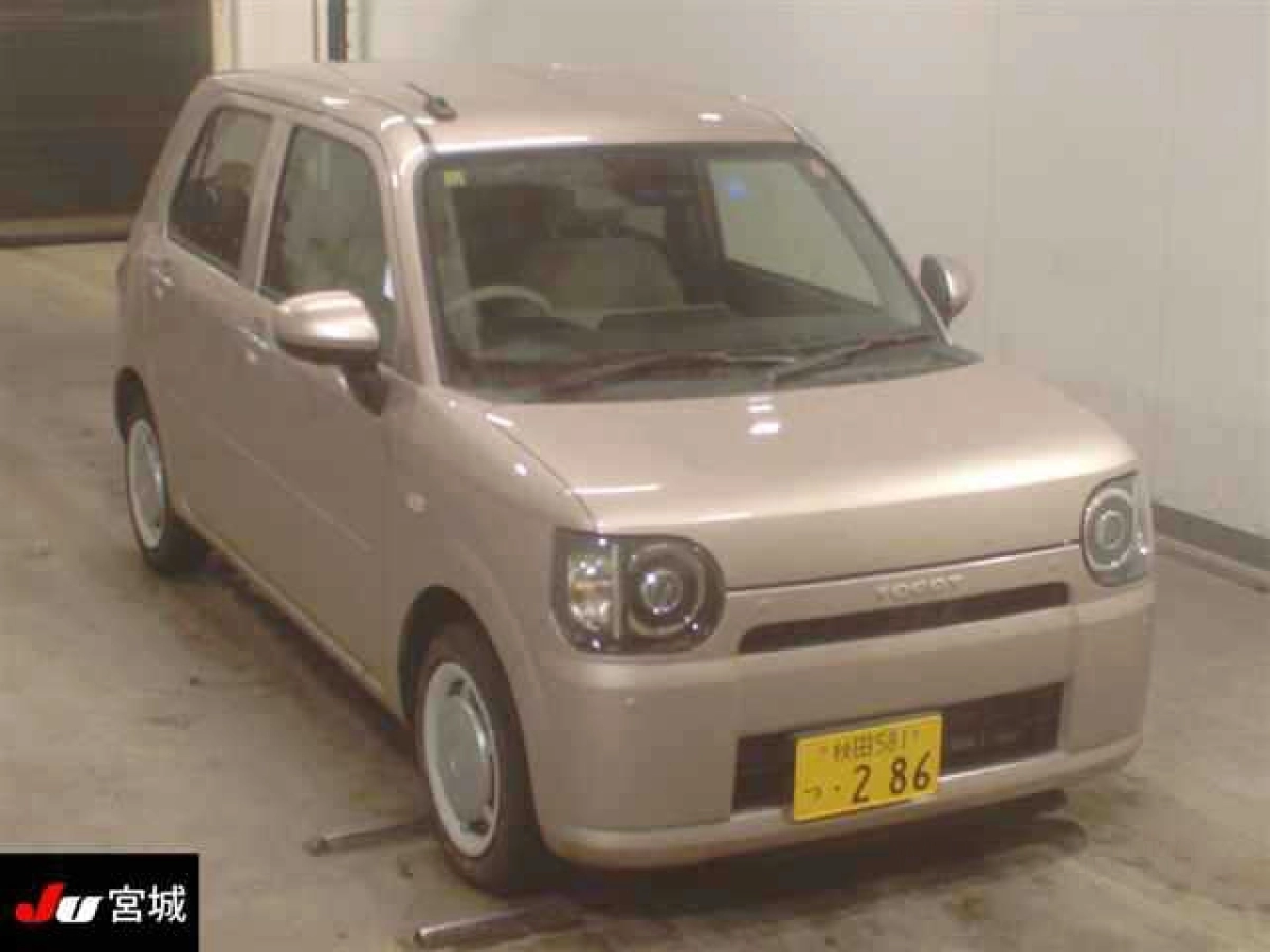 DAIHATSU MIRA TOCOT LA560S 2023