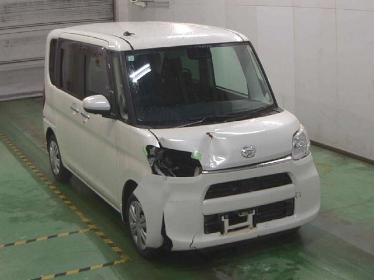 DAIHATSU TANTO LA600S 2019