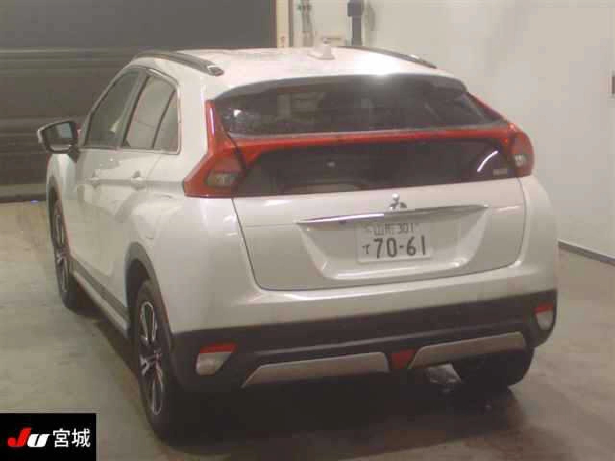 MITSUBISHI ECLIPSE CROSS