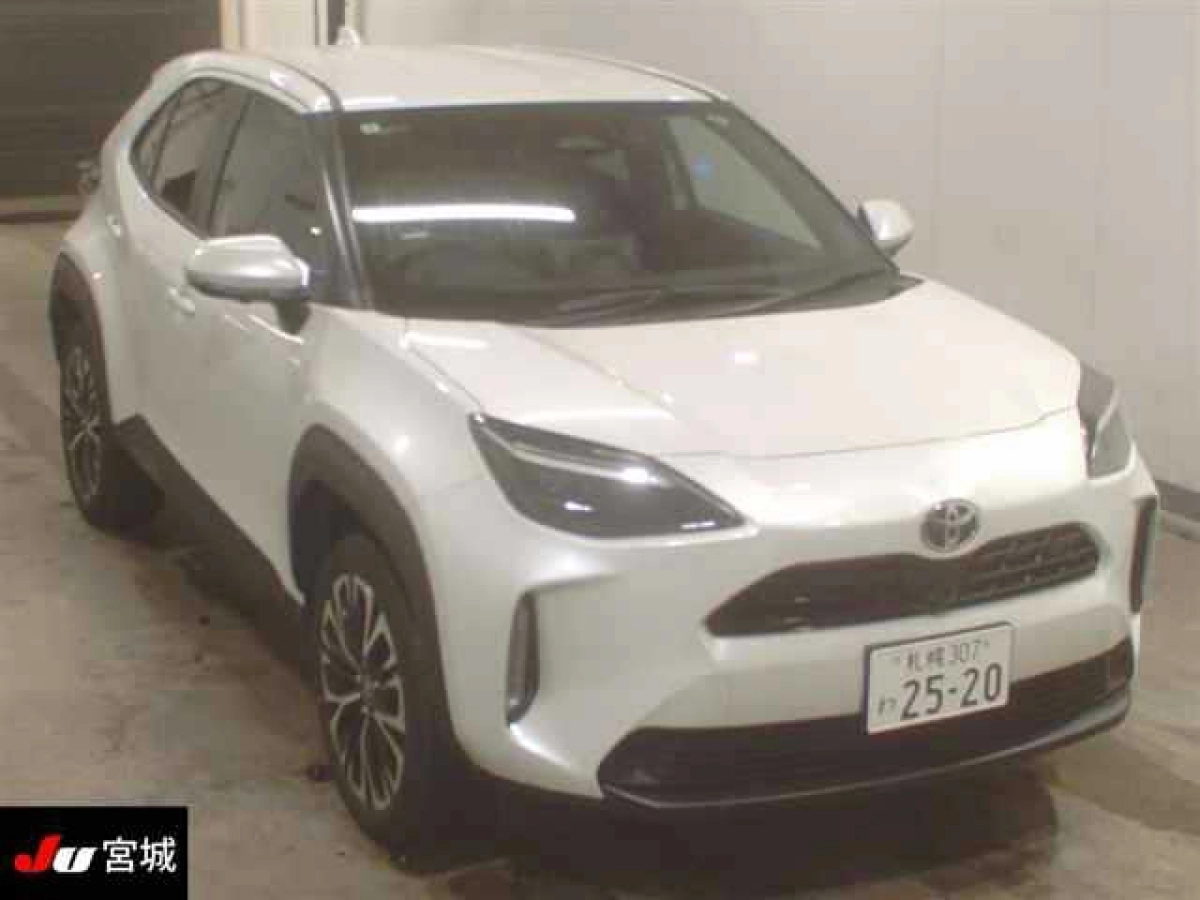 TOYOTA YARIS CROSS