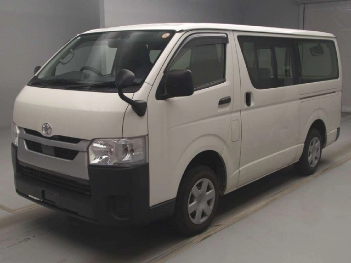 TOYOTA HIACE VAN GDH201V 2021
