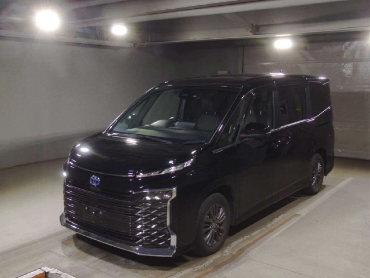 TOYOTA VOXY ZWR90W 2022