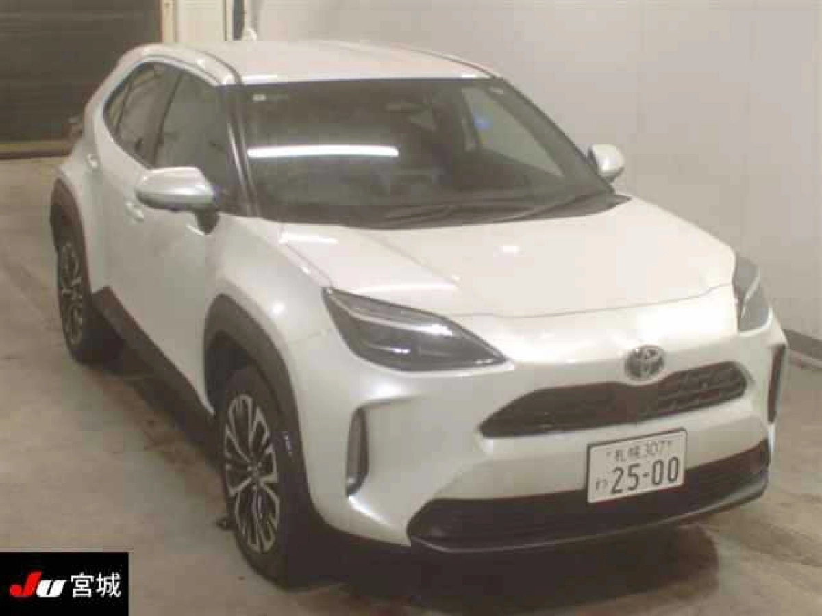 TOYOTA YARIS CROSS MXPJ10 2025