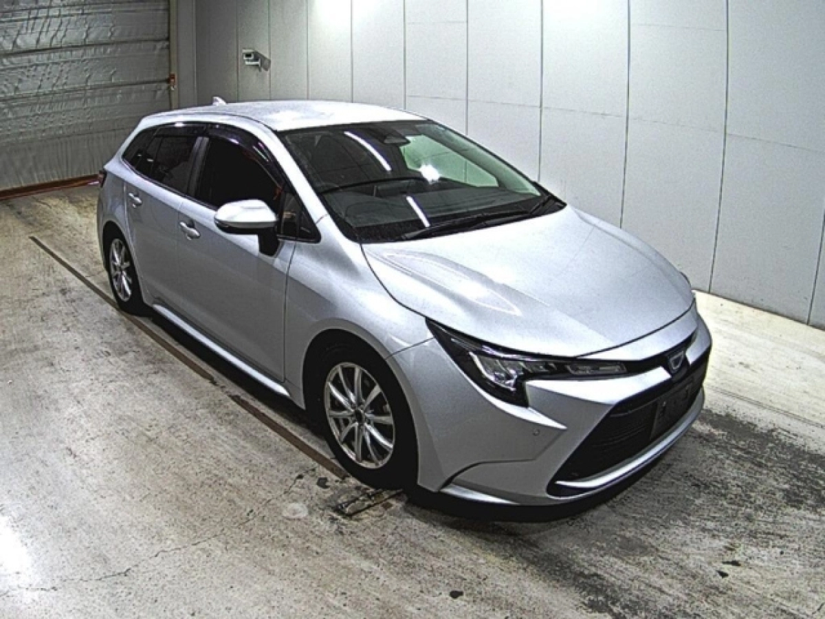 TOYOTA COROLLA TOURING ZWE215W 2022
